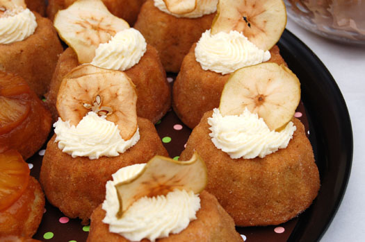UpsideDowncake-eatmyblog