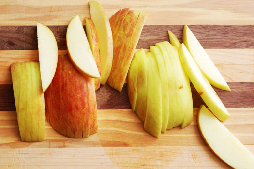 Apple Cheddar Crostini 5