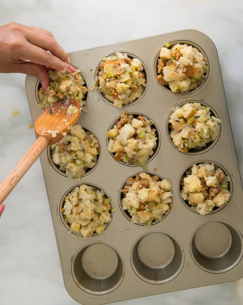 Kitchen Tip: Trick for Filling Muffin Tins