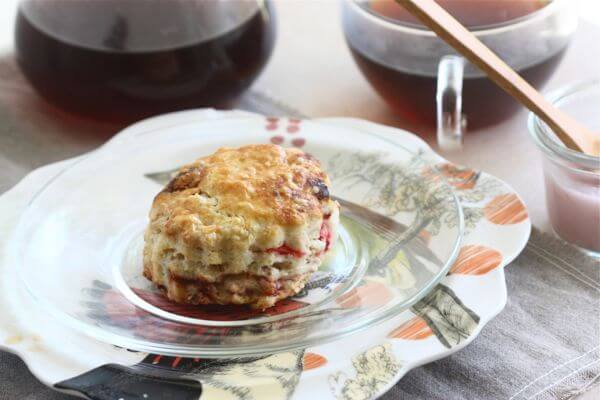 strawberries & cream scones