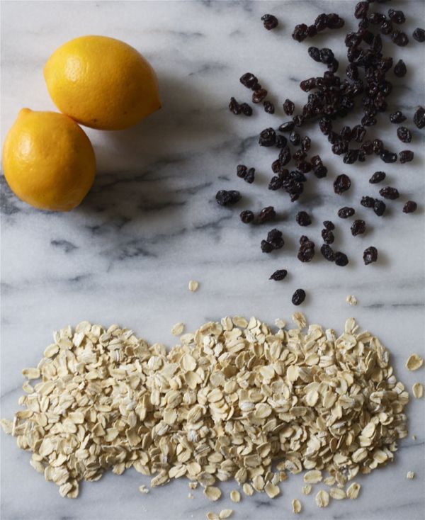 Chewy Oatmeal Cookies