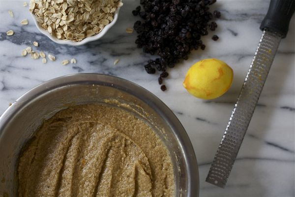 Chewy Oatmeal Cookies