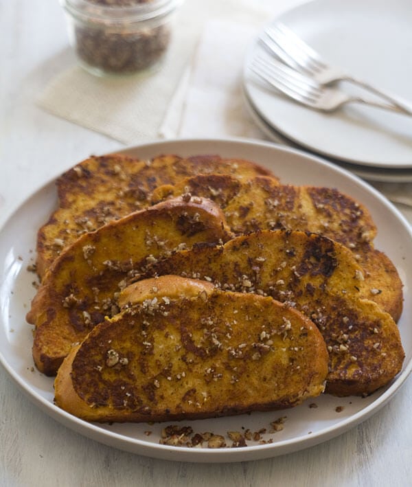 Pumpkin French Toast with Coffee-Dusted Pecans // www.acozykitchen.com
