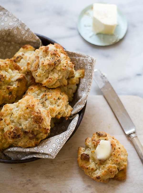 Bacon and Blue Cheese Drop Biscuits // www.acozykitchen.com
