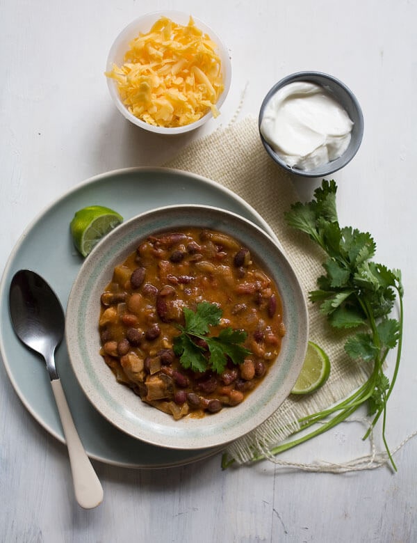 Chipotle Chicken Chili // www.acozykitchen.com