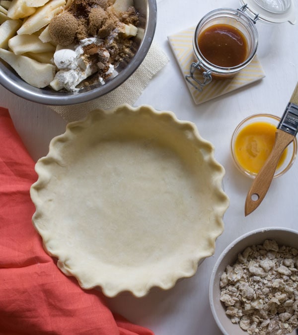 Caramel Pear Pie with Oat Crumble // www.acozykitchen.com