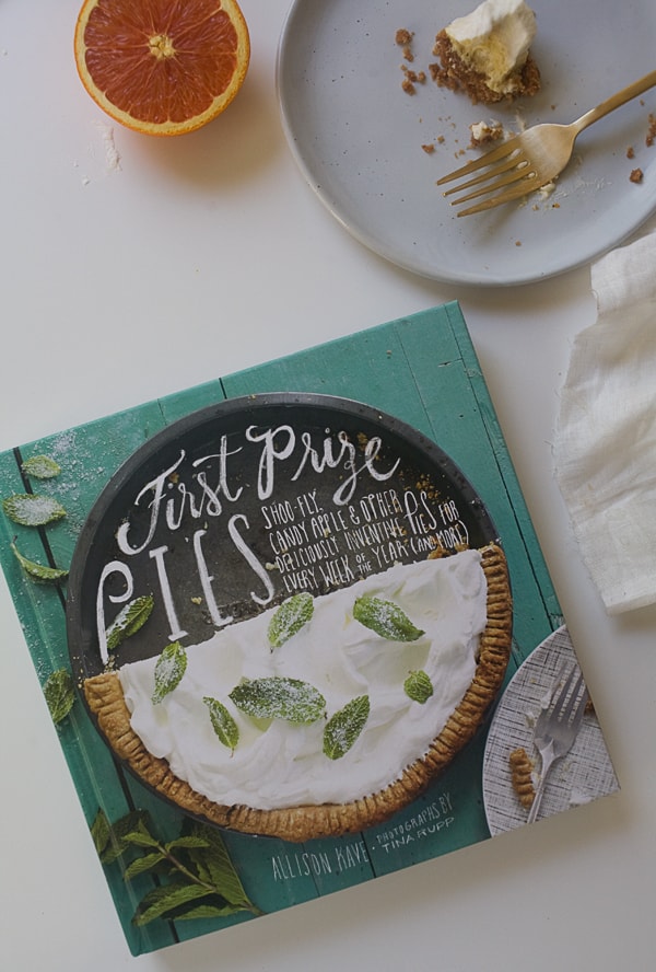 Creamsicle Chiffon Pie // www.acozykitchen.com