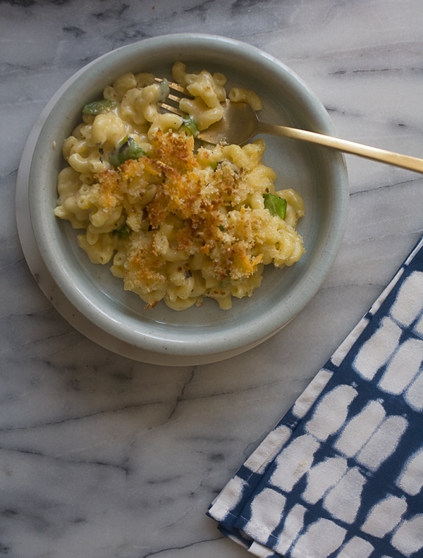 Hatch Chile Macaroni and Cheese | www.acozykitchen.com