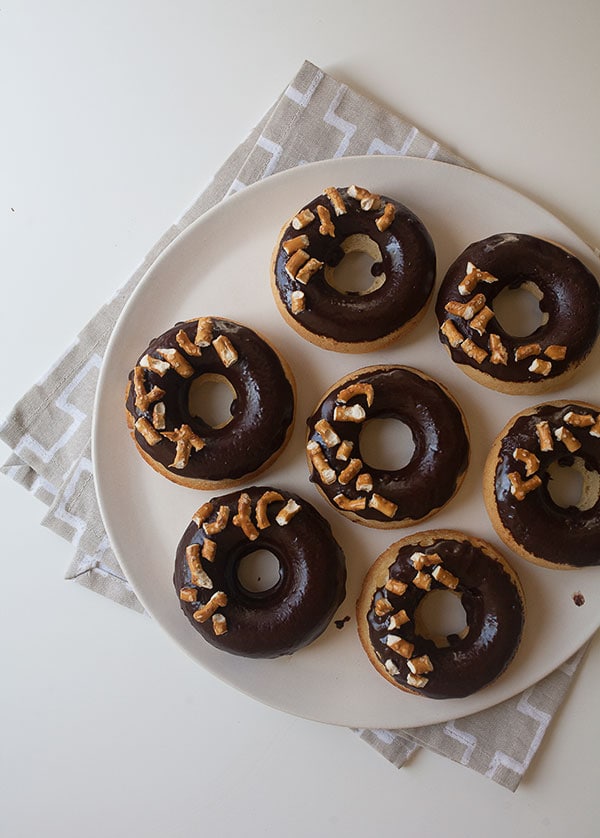 Baked Pretzel Doughnuts | www.acozykitchen.com