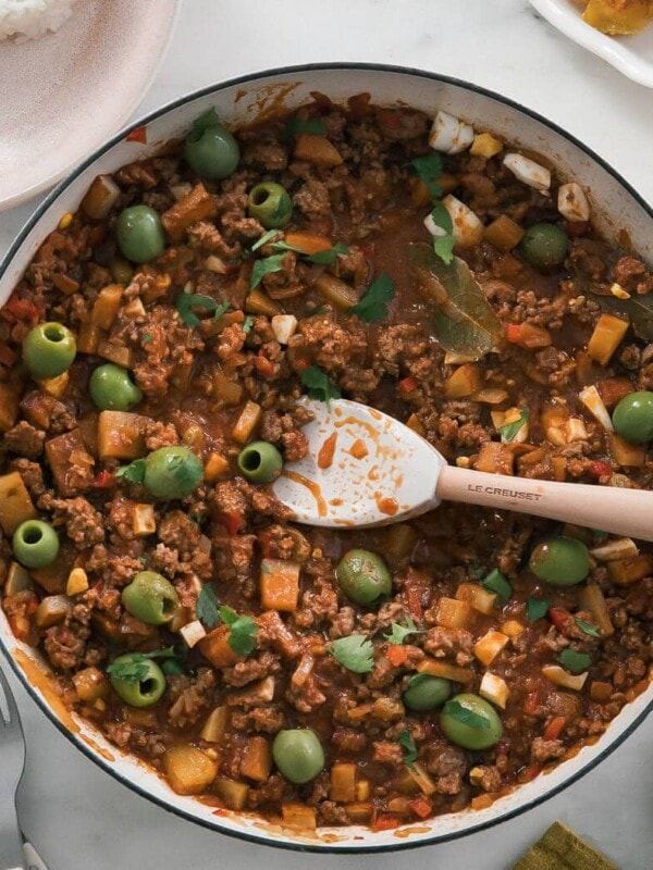 https://www.acozykitchen.com/wp-content/uploads/2014/11/Picadillo-7-600x800.jpg