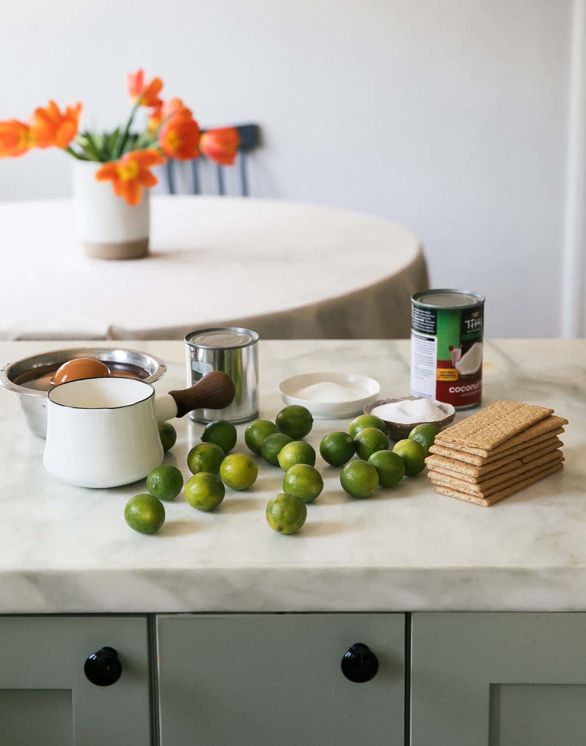 Ingredients for Key Lime Pie. 