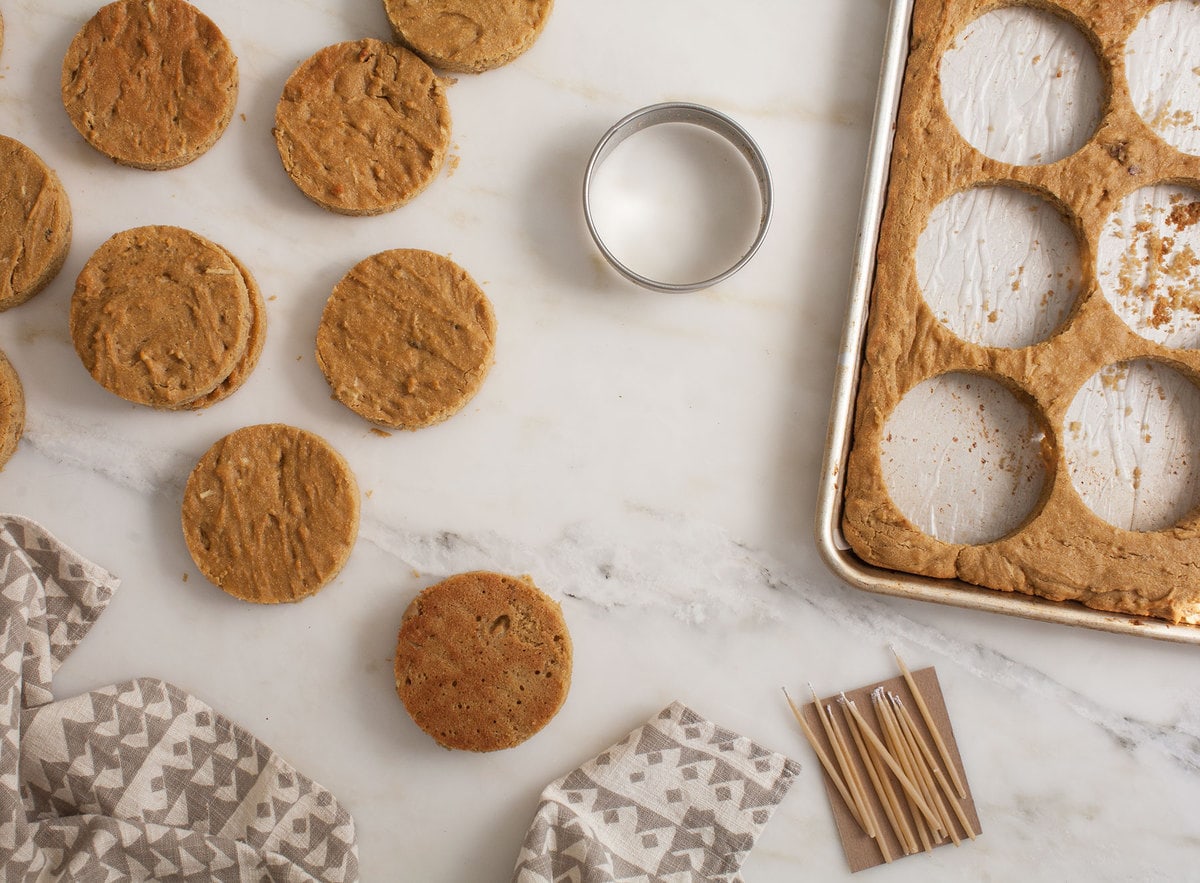 Grain-Free Dog Mini Apple Cakes