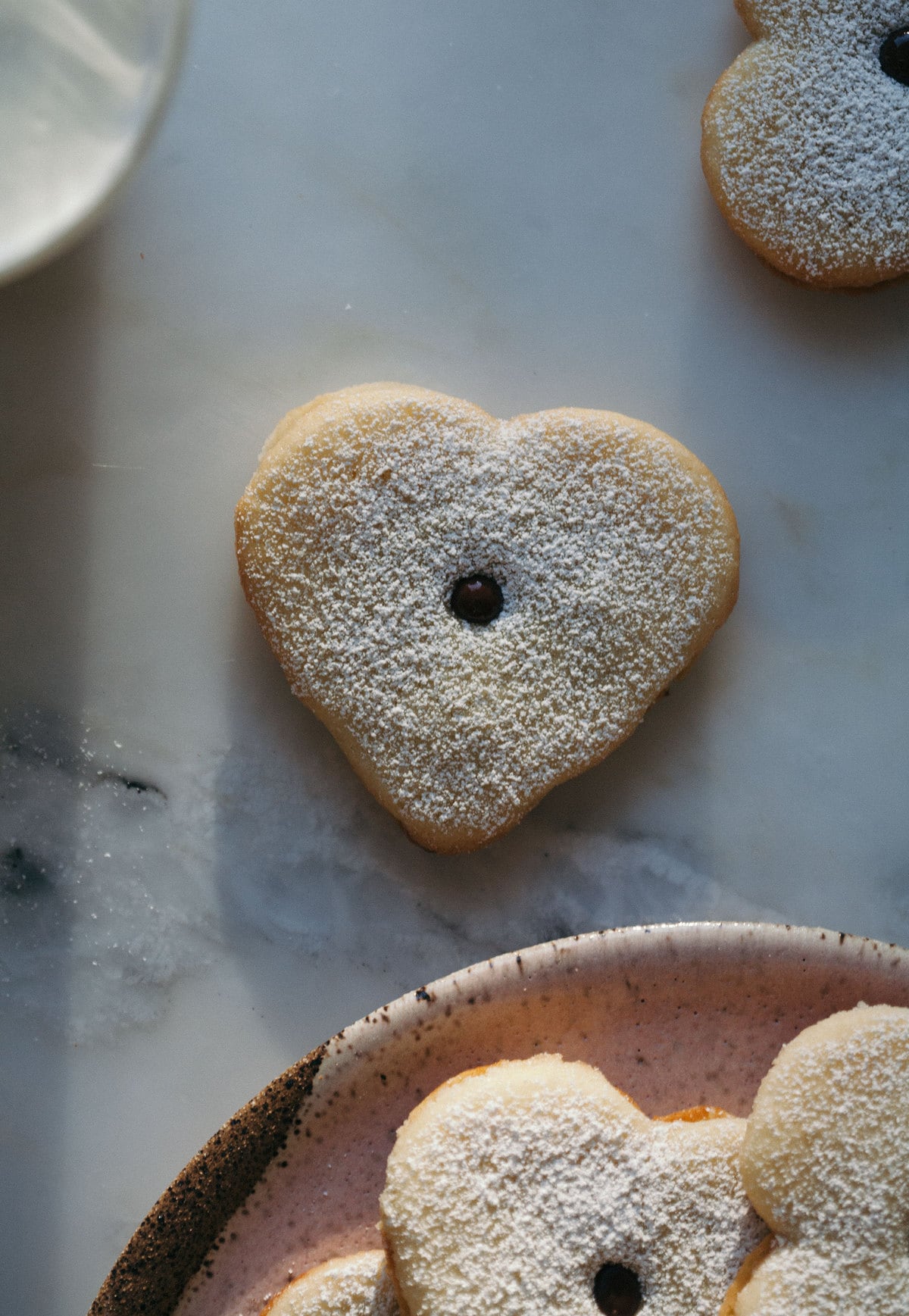 Chocolate Hazelnut Linzer Cookies (Homemade Nutella!)