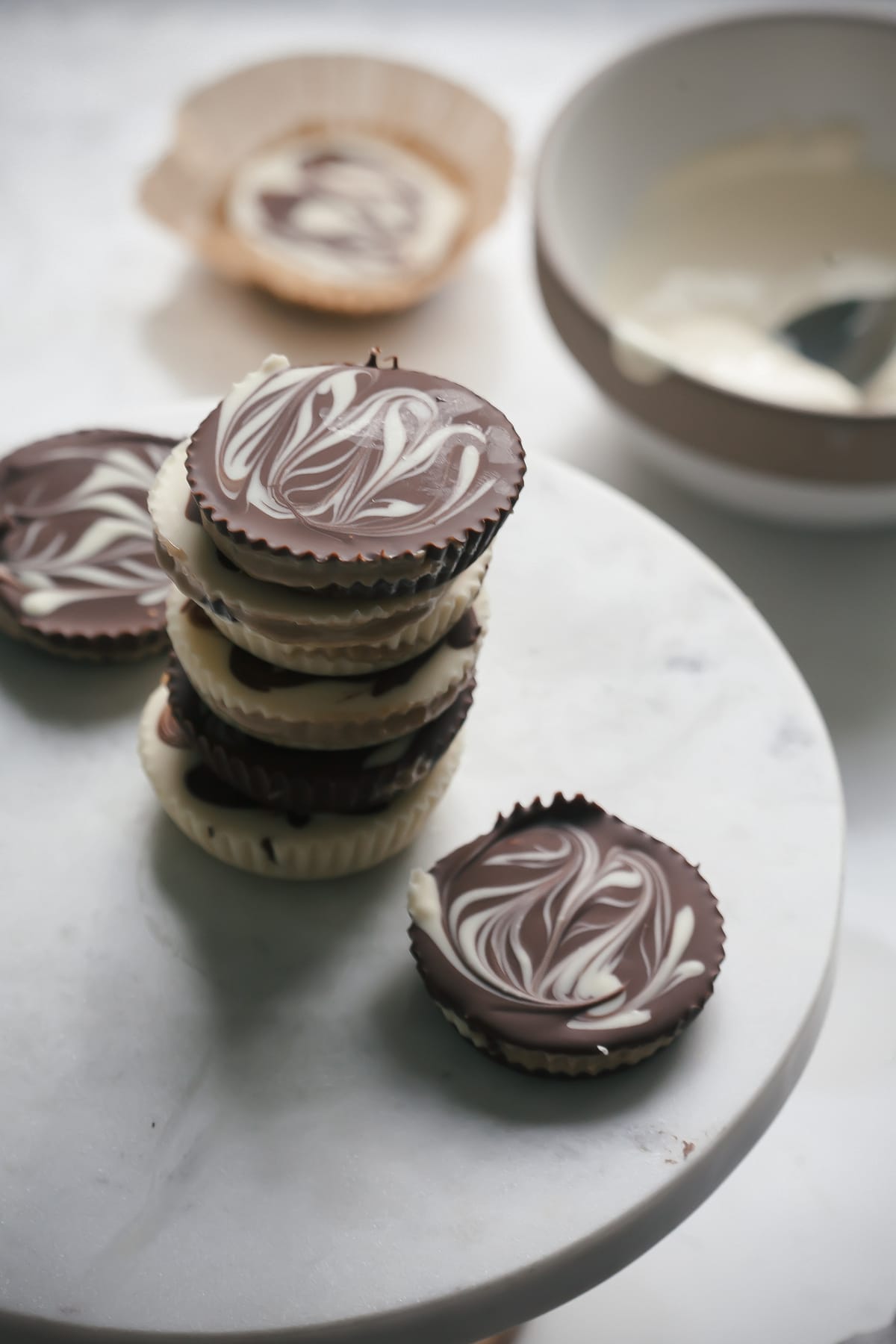 Marbled Tahini Chocolate Cups 