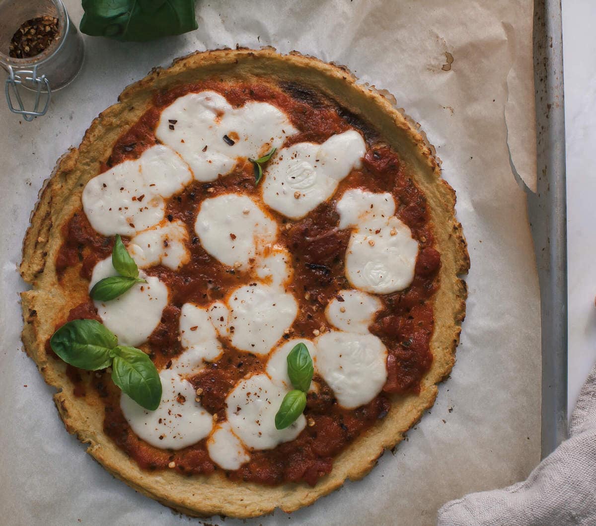 Cauliflower Crust Margarita Pizza