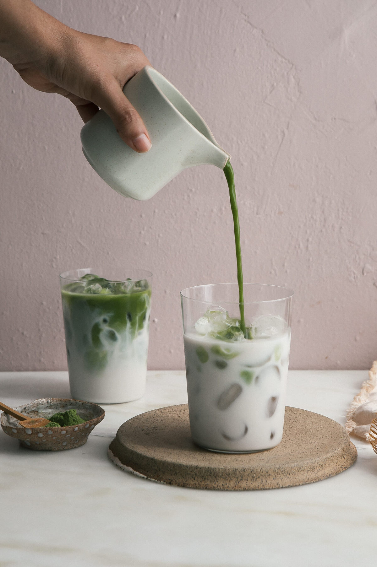 Iced Matcha Latte - FeelGoodFoodie