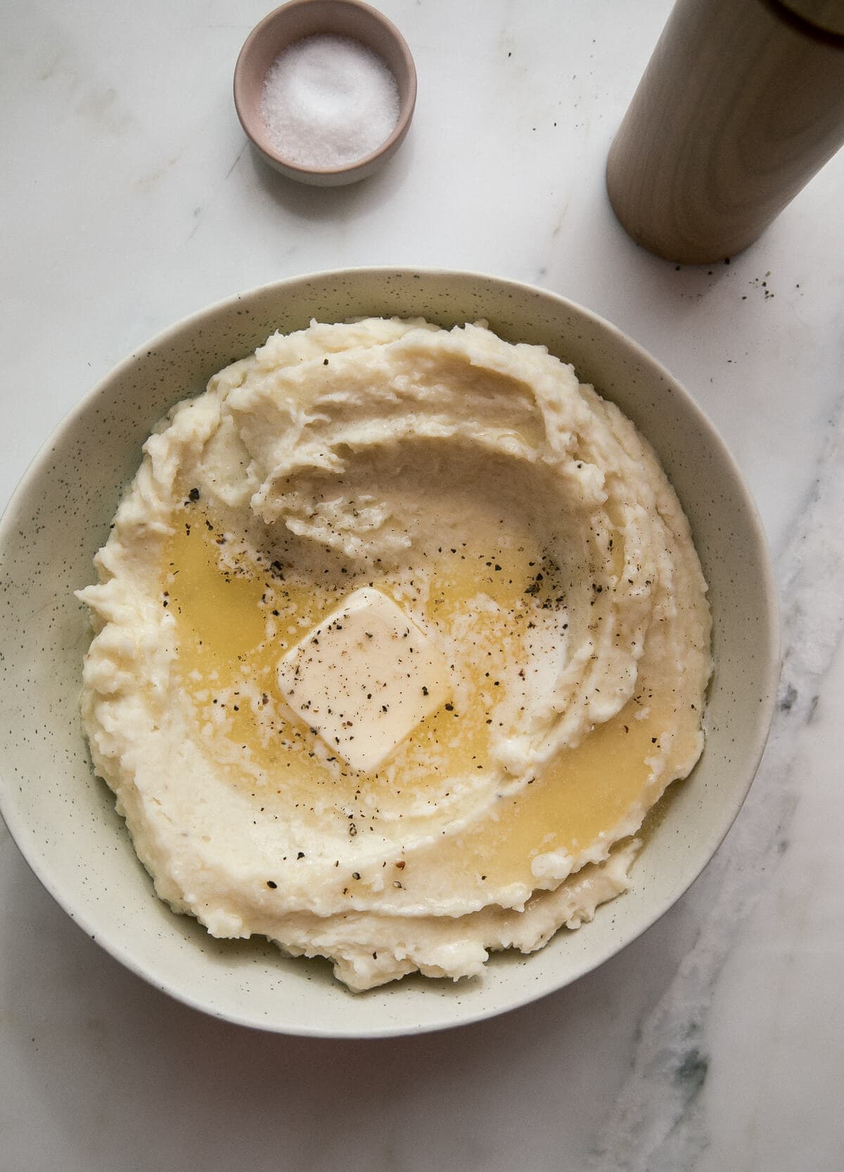 Fluffy, Creamy Classic Mashed Potatoes (that you can totally make-ahead 