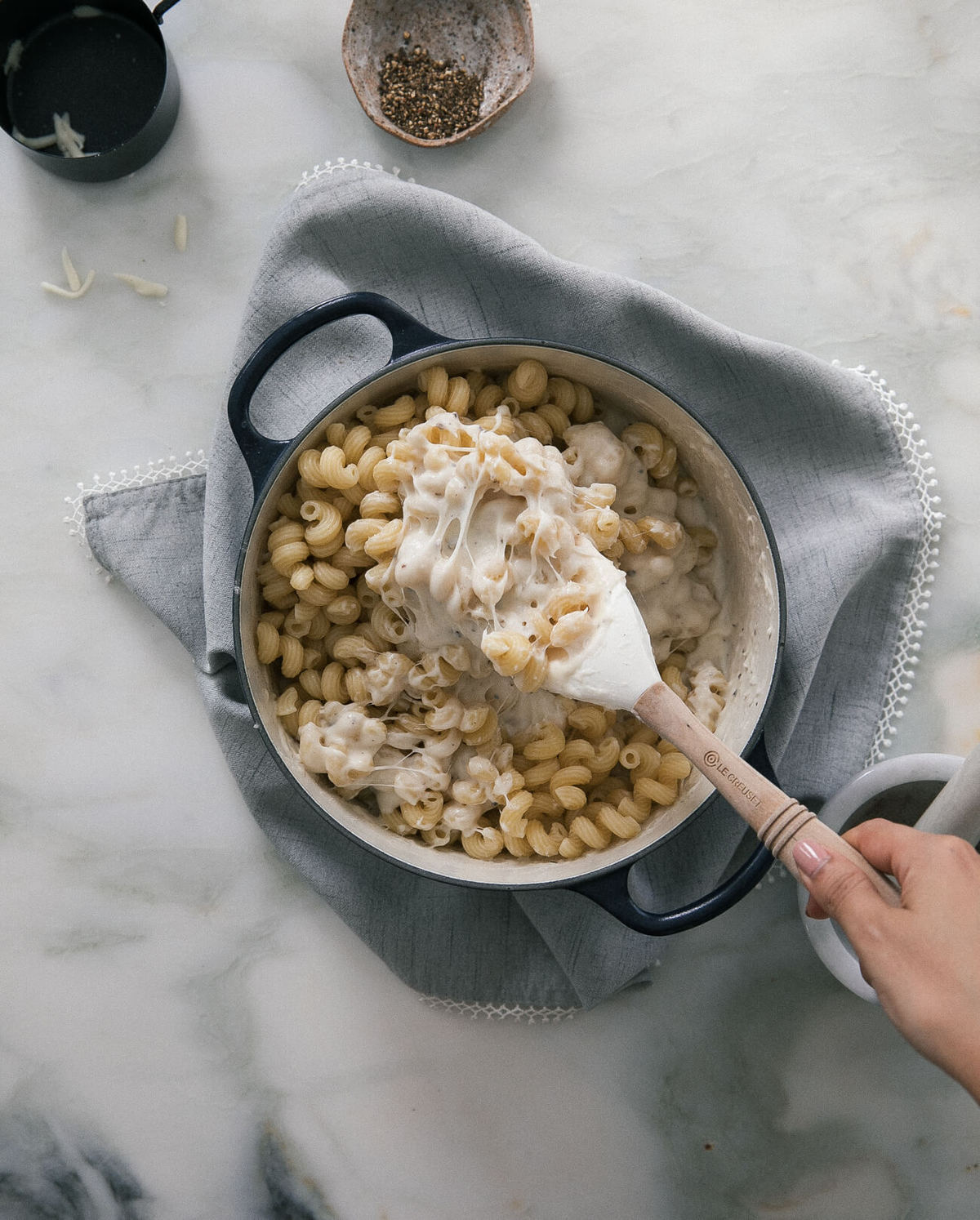 Cacio e Pepe Macaroni and Cheese