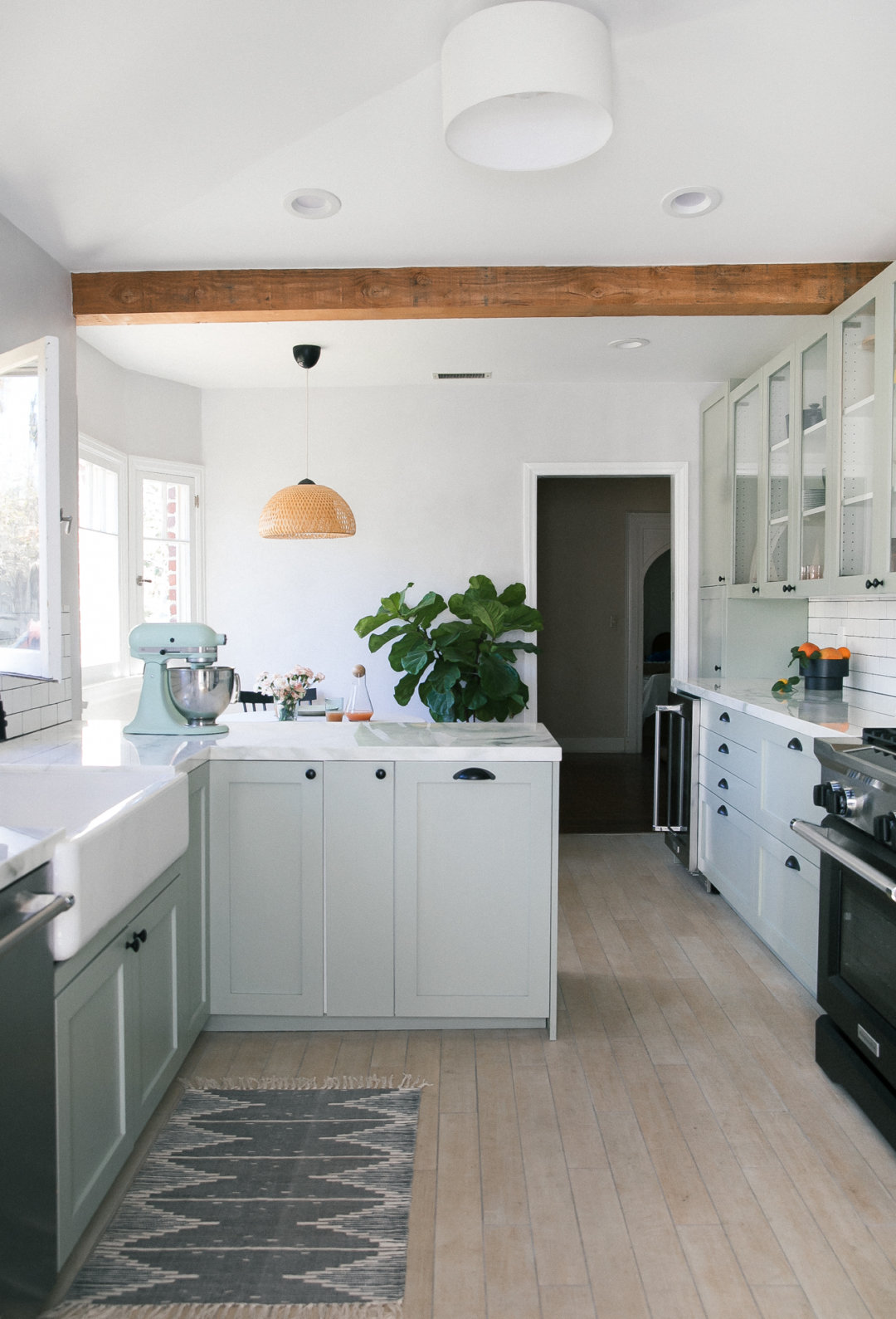 A Cozy Kitchen Renovation Tips On Working With Contractor For The A Cozy Kitchen Renovation Tips On Working With Contractor For The First Time