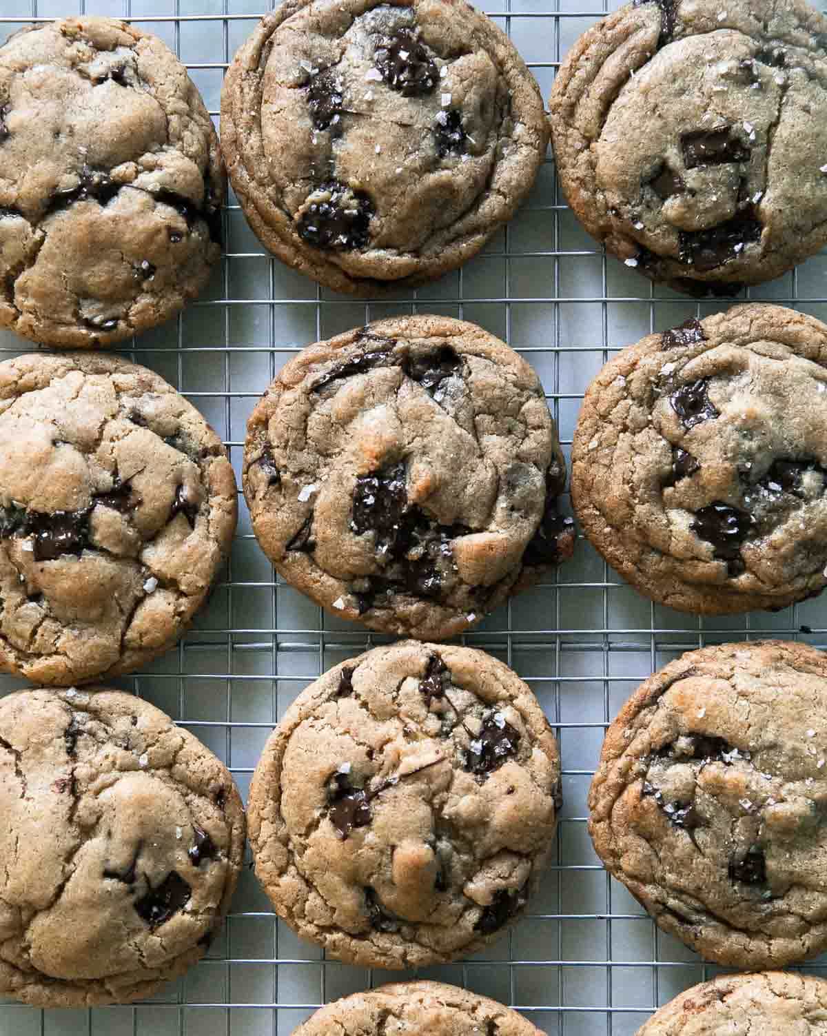 overhead shot of cookies on a cooling rack