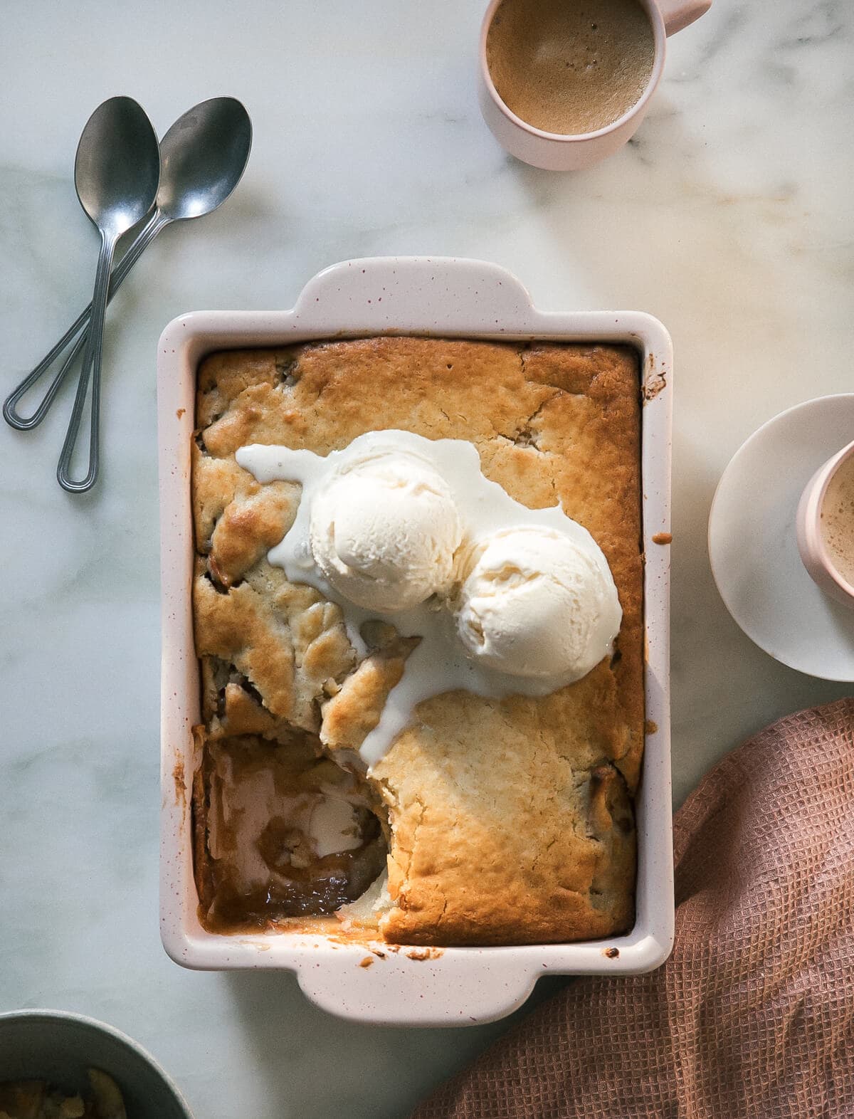 Easy Apple Cobbler