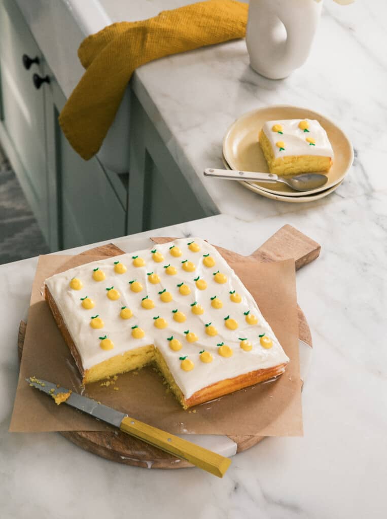 How to Bake Mini Cakes in a Sheet Pan - A Beautiful Mess