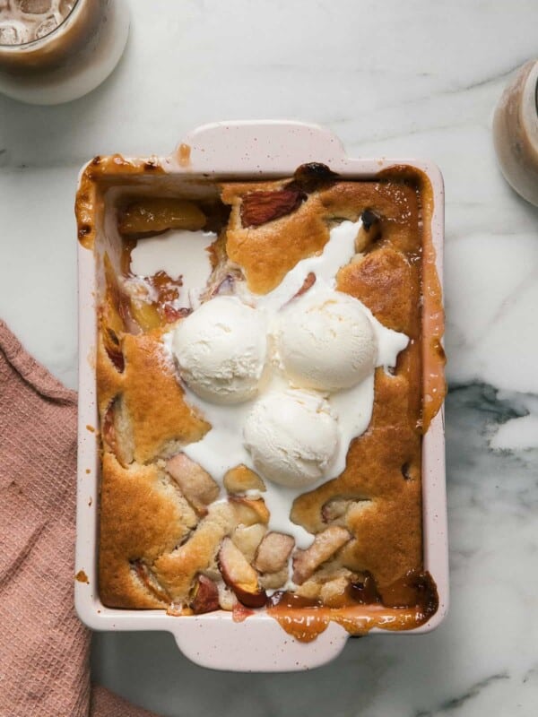 Easy Peach Cobbler