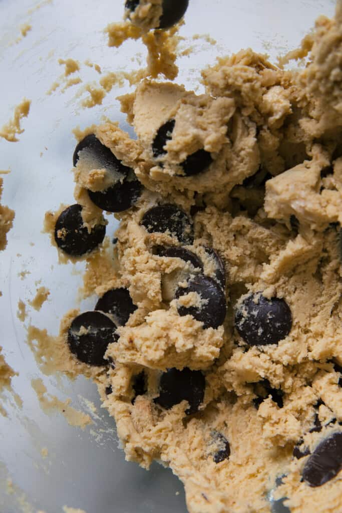 Dough with chocolate wafers. 