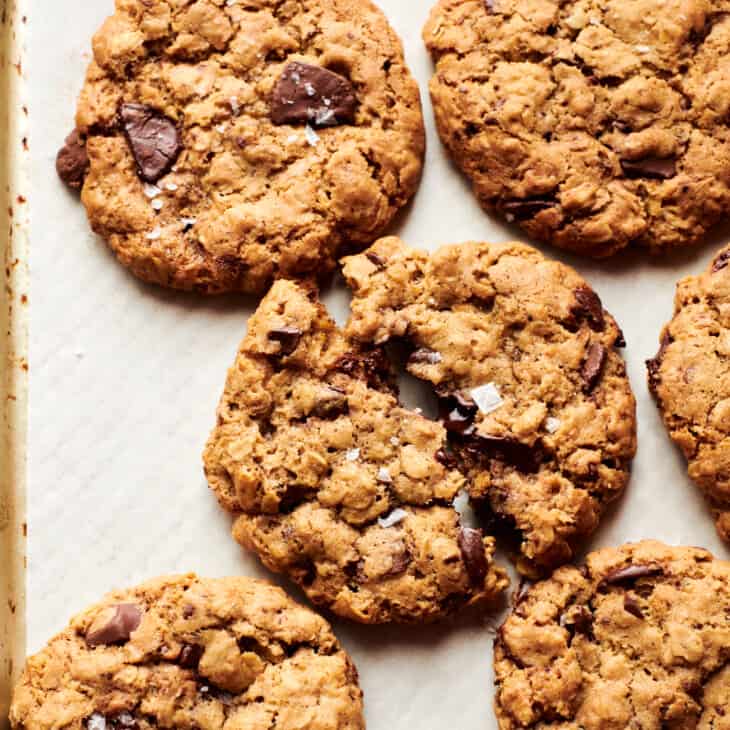 Oatmeal Chocolate Chip Cookie