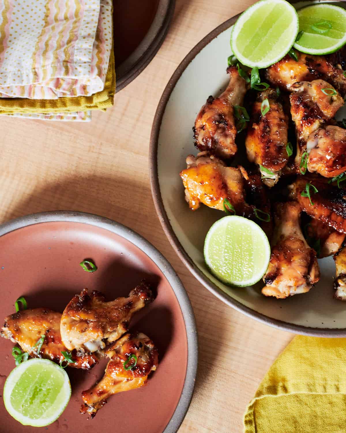 Garlic Chicken Wings in bowls. 