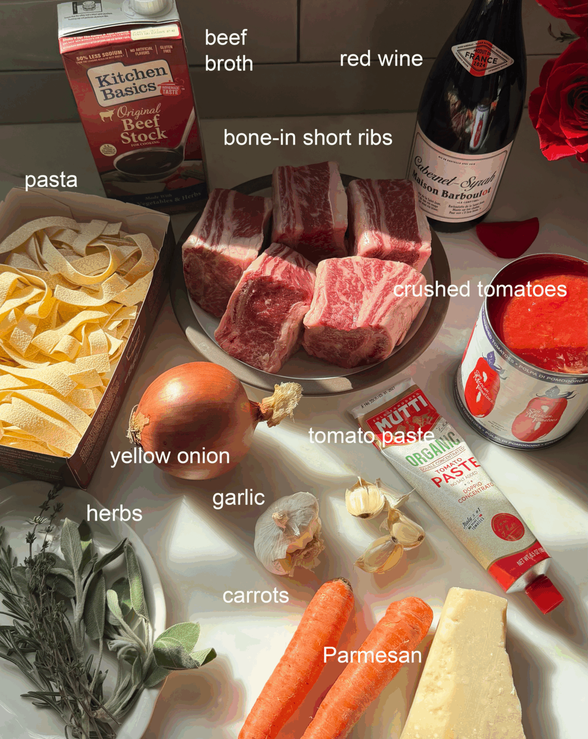 शॉर्ट रिब रागु सामग्री।