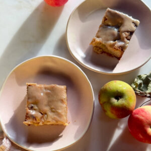 Apple fritter brownies on small plates.